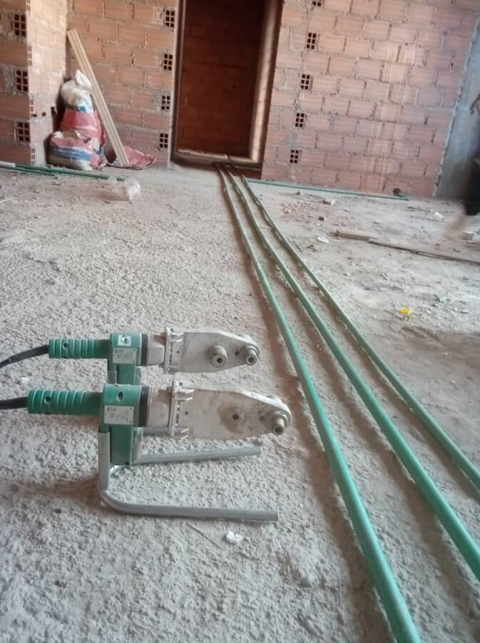 INSTALACIONES SANITARIAS CON MATERIAL LESSO