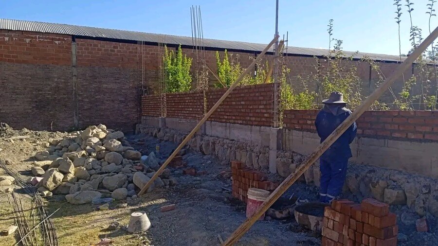 Realizó todo tipos de murallas